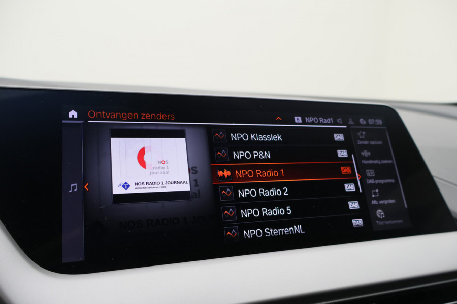 BMW 1-serie 118i Eerste Eigenaar, Virtual Cockpit, Cruise, Apple Carplay, Rijstrooksensor, PDC, 16''