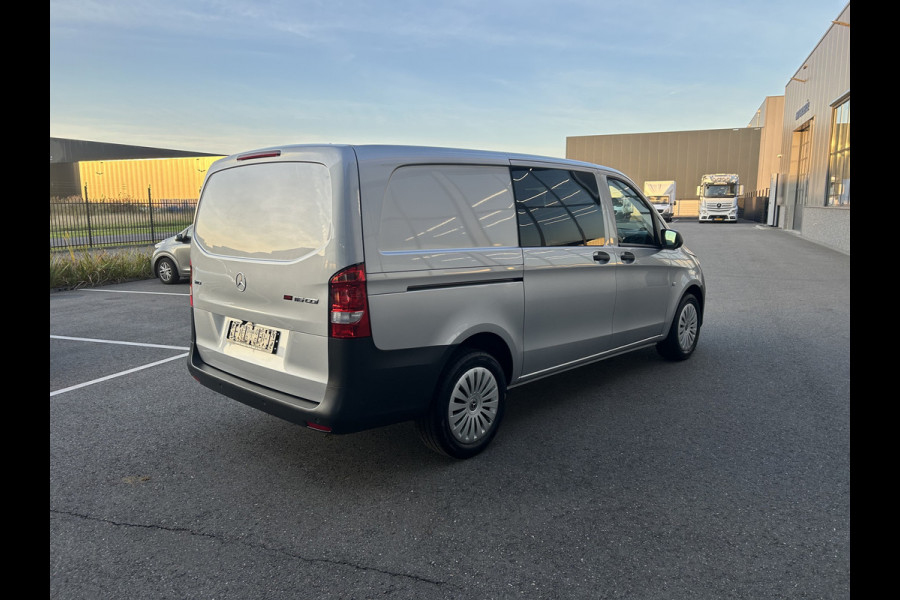 Mercedes-Benz Vito 116 CDI Lang / Automaat / Distronic / Camera / Parkeersensoren / Navigatie / Airco