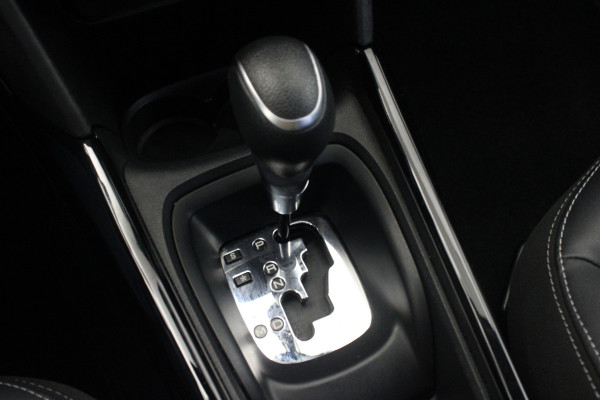 Peugeot 2008 1.2 PureTech Allure |Navi|Camera|