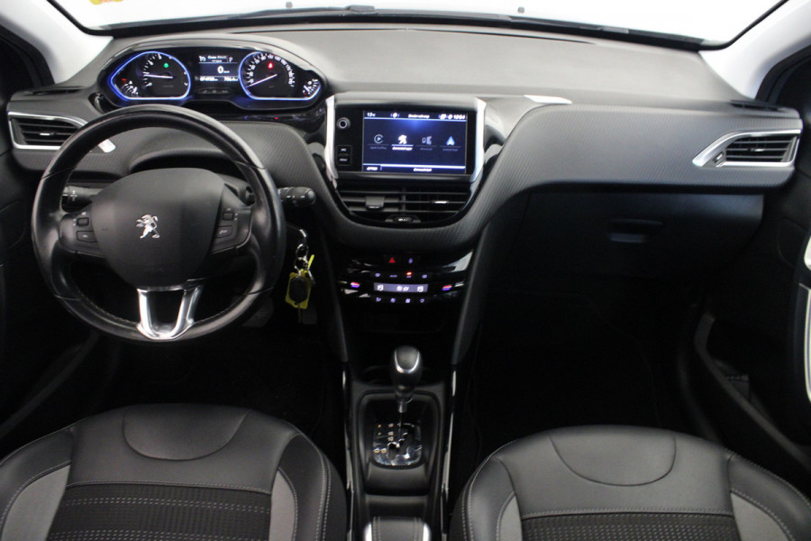 Peugeot 2008 1.2 PureTech Allure |Navi|Camera|