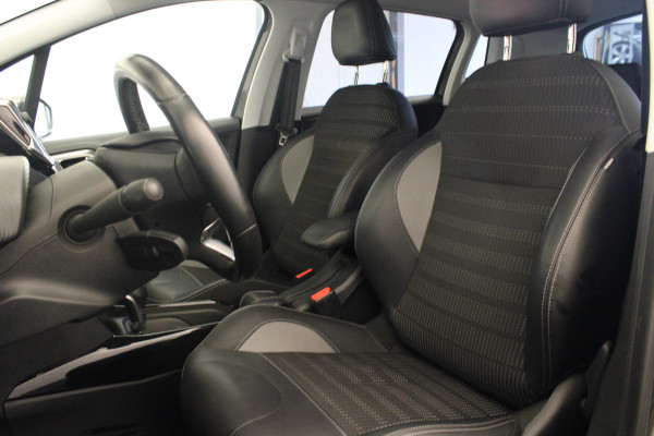 Peugeot 2008 1.2 PureTech Allure |Navi|Camera|
