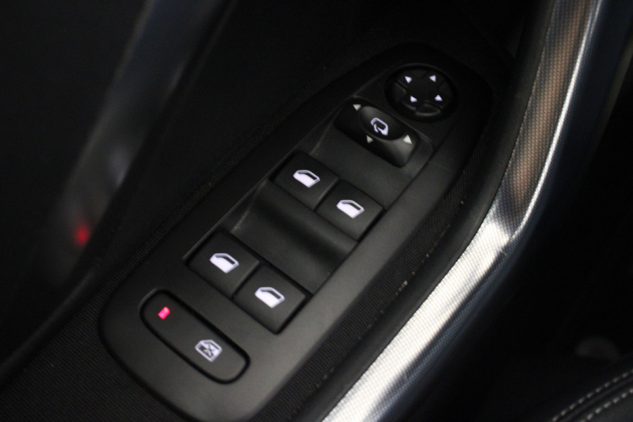 Peugeot 2008 1.2 PureTech Allure |Navi|Camera|
