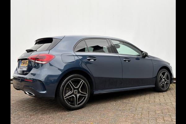 Mercedes-Benz A-Klasse 250 e Business AMG Pano Burmester Adap.Cruise Stoelverw Camera VOL!