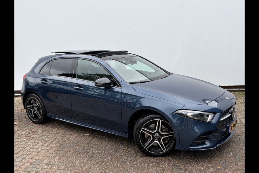Mercedes-Benz A-Klasse 250 e Business AMG Pano Burmester Adap.Cruise Stoelverw Camera VOL!