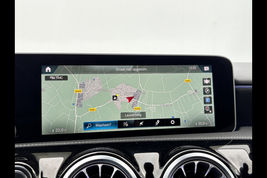 Mercedes-Benz A-Klasse 250 e Business AMG Pano Burmester Adap.Cruise Stoelverw Camera VOL!