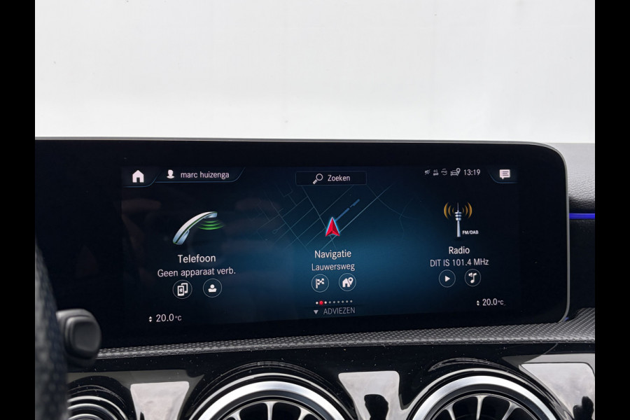 Mercedes-Benz A-Klasse 250 e Business AMG Pano Burmester Adap.Cruise Stoelverw Camera VOL!