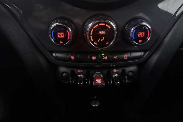 MINI Countryman 1.5 Cooper Chili (NAVIGATIE, PARKEERSENSOREN, CLIMA, STUURBEDIENING)