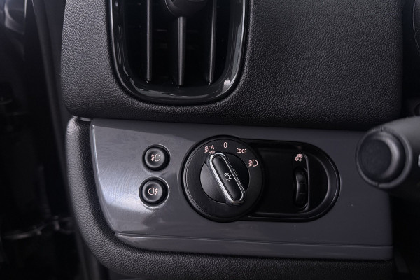 MINI Countryman 1.5 Cooper Chili (NAVIGATIE, PARKEERSENSOREN, CLIMA, STUURBEDIENING)