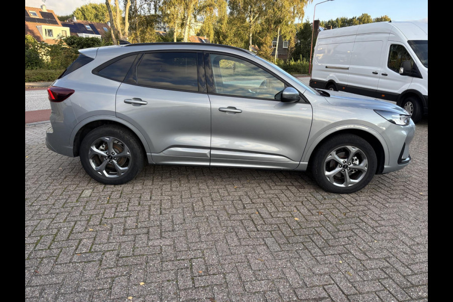 Ford Kuga 2.5 PHEV ST-Line 243pk | Wegklapbare trekhaak | Winter Pack | Achteruitrijcamera | 2.100kg Trekgewicht!