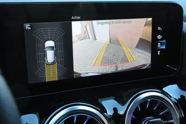 Mercedes-Benz GLA 250 e AMG Line Automaat PHEV Nieuw Model! Leder Navigatie Augmented reality Virtual Cockpit Handsfree elektrische achterklep Dab Stoel verwarming Led Trekhaak