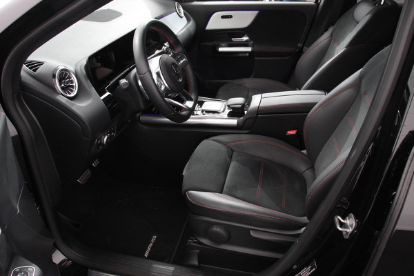 Mercedes-Benz GLA 250 e AMG Line Automaat PHEV Nieuw Model! Leder Navigatie Augmented reality Virtual Cockpit Handsfree elektrische achterklep Dab Stoel verwarming Led Trekhaak