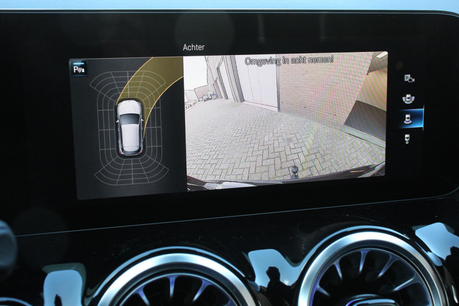 Mercedes-Benz GLA 250 e AMG Line Automaat PHEV Nieuw Model! Leder Navigatie Augmented reality Virtual Cockpit Handsfree elektrische achterklep Dab Stoel verwarming Led Trekhaak