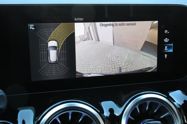 Mercedes-Benz GLA 250 e AMG Line Automaat PHEV Nieuw Model! Leder Navigatie Augmented reality Virtual Cockpit Handsfree elektrische achterklep Dab Stoel verwarming Led Trekhaak