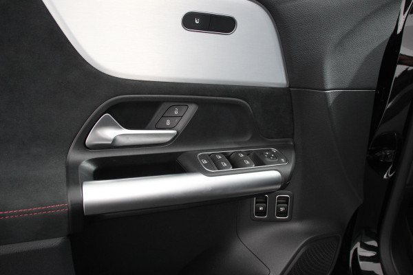 Mercedes-Benz GLA 250 e AMG Line Automaat PHEV Nieuw Model! Leder Navigatie Augmented reality Virtual Cockpit Handsfree elektrische achterklep Dab Stoel verwarming Led Trekhaak