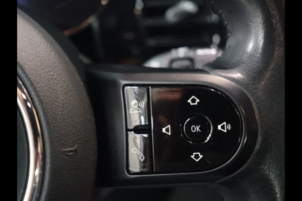 MINI 5-deurs 1.5 Cooper Classic [APPLE CARPLAY, CRUISE CONTROL, DIGITAL DASH, SENSOREN ACHTER, SFEERVERLICHTING, CLIMATE CONTROL, HALF LEDER, NAVIGATIE, BLUETOOTH, NIEUWSTAAT]