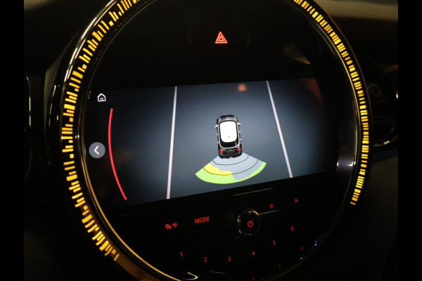 MINI 5-deurs 1.5 Cooper Classic [APPLE CARPLAY, CRUISE CONTROL, DIGITAL DASH, SENSOREN ACHTER, SFEERVERLICHTING, CLIMATE CONTROL, HALF LEDER, NAVIGATIE, BLUETOOTH, NIEUWSTAAT]