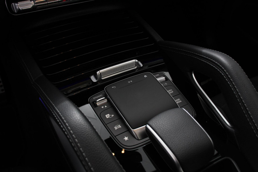 Mercedes-Benz GLE 350 e 4MATIC PHEV AMG Panorma dak Burmester surround system Trekhaak Night pakket Camera 360 Climate Control Navigatie Lichtmetalen velgen