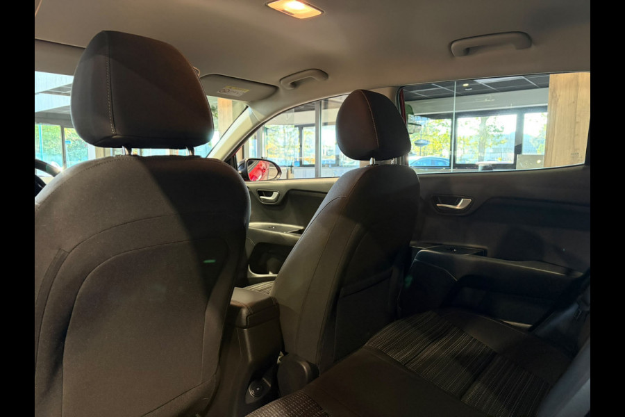 Kia Stonic 1.0 T-GDi DynamicPlusLine Camera | Carplay | Lane assist | DAB