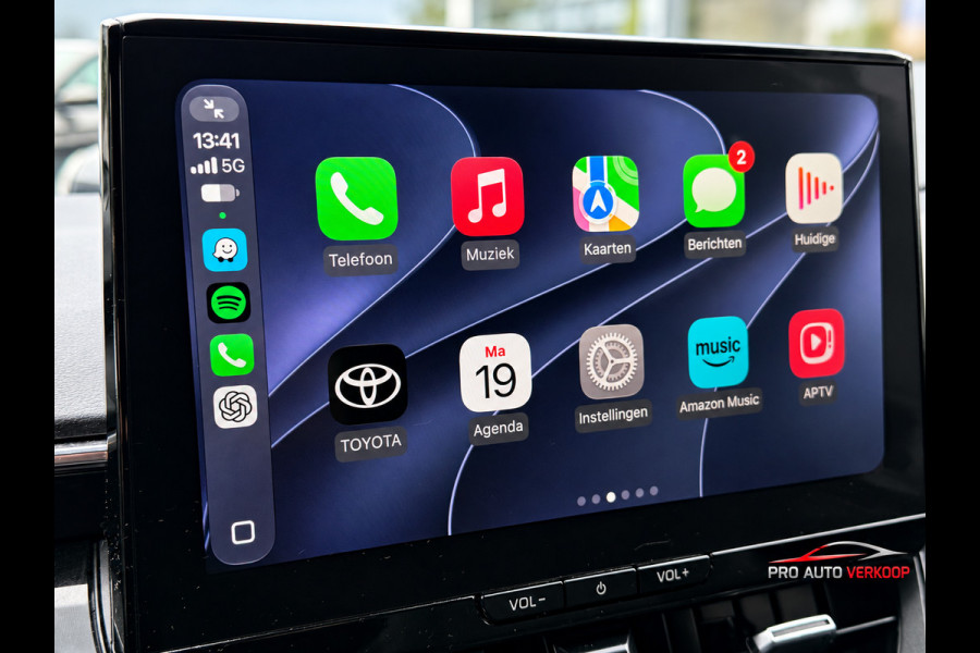 Toyota Corolla Touring Sports Hybrid 140 Active wireless carplay Camera_Full option