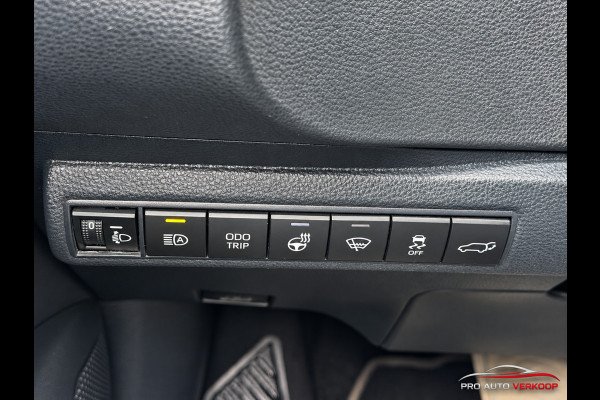 Toyota Corolla Touring Sports Hybrid 140 Active wireless carplay Camera_Full option