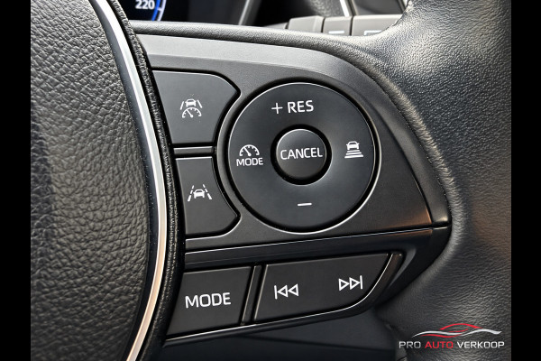 Toyota Corolla Touring Sports Hybrid 140 Active wireless carplay Camera_Full option