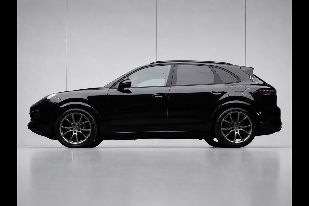 Porsche Cayenne 3.0 E-Hybrid (APPLE CARPLAY,PANORAMADAK,SPORTUITLAAT,SPORT CHRONO,LEDER,CAMERA,ADAPTIEVE CRUISE,LED,NETTESTAAT)
