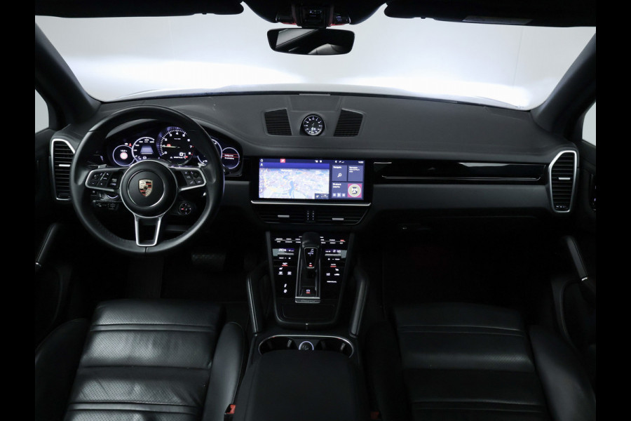 Porsche Cayenne 3.0 E-Hybrid (APPLE CARPLAY,PANORAMADAK,SPORTUITLAAT,SPORT CHRONO,LEDER,CAMERA,ADAPTIEVE CRUISE,LED,NETTESTAAT)