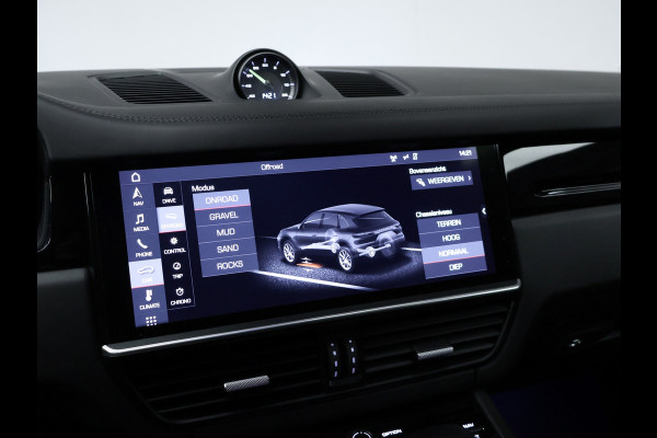 Porsche Cayenne 3.0 E-Hybrid (APPLE CARPLAY,PANORAMADAK,SPORTUITLAAT,SPORT CHRONO,LEDER,CAMERA,ADAPTIEVE CRUISE,LED,NETTESTAAT)