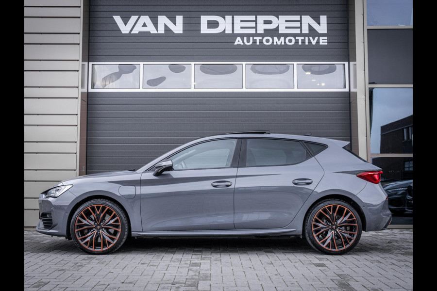 CUPRA Leon 1.4 e-Hybrid VZ Copper Edition 245PK - Pano l ACC l Camera l Carplay