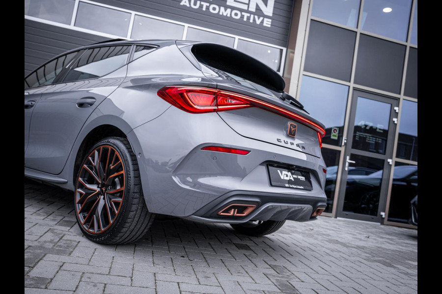 CUPRA Leon 1.4 e-Hybrid VZ Copper Edition 245PK - Pano l ACC l Camera l Carplay
