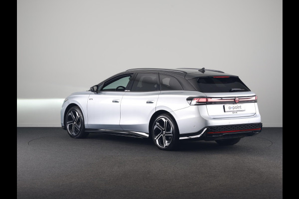 Volkswagen ID.7 Tourer GTX 86 kWh SOH 95 % | 340 PK 4 Motion | Martix koplampen | Headup display | Electrisch verstelbare massage stoelen | 360 graden camera |