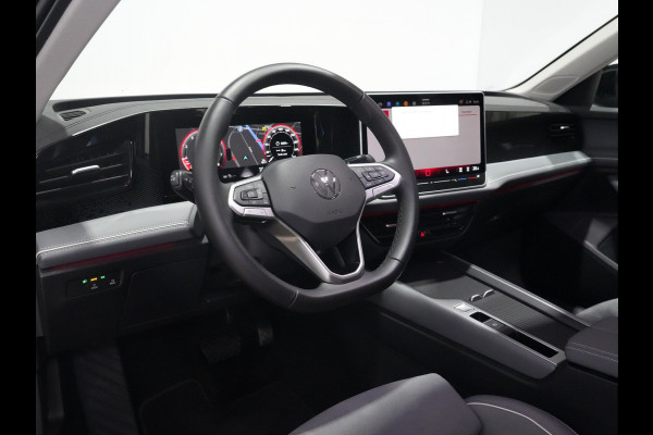 Volkswagen Passat Variant 1.5 eTSI 150pk DSG Business Trekhaak | Massage | Camera | Full-LED