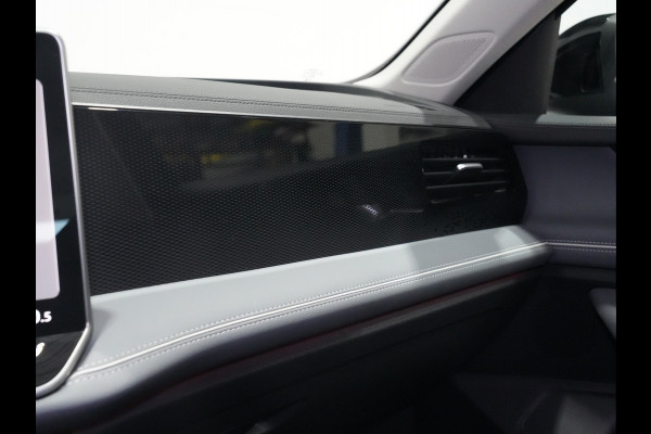 Volkswagen Passat Variant 1.5 eTSI 150pk DSG Business Trekhaak | Massage | Camera | Full-LED