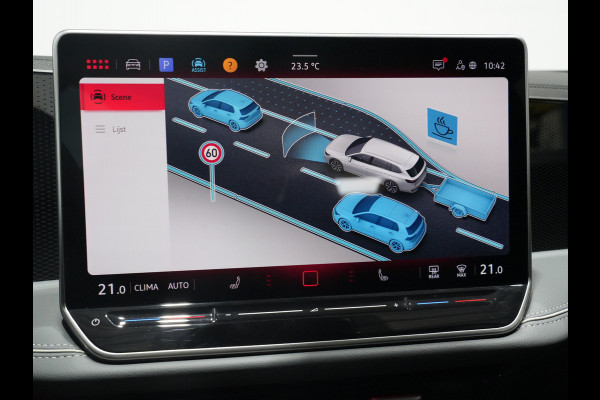 Volkswagen Passat Variant 1.5 eTSI 150pk DSG Business Trekhaak | Massage | Camera | Full-LED
