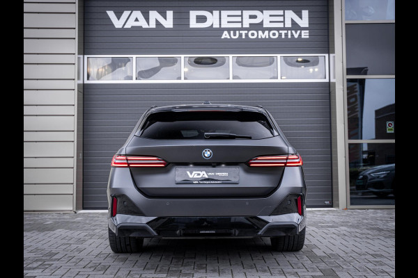 BMW 5 Serie Touring 550e xDrive M-Sport l Bowers/wilk l BMW-Garantie l Panorama