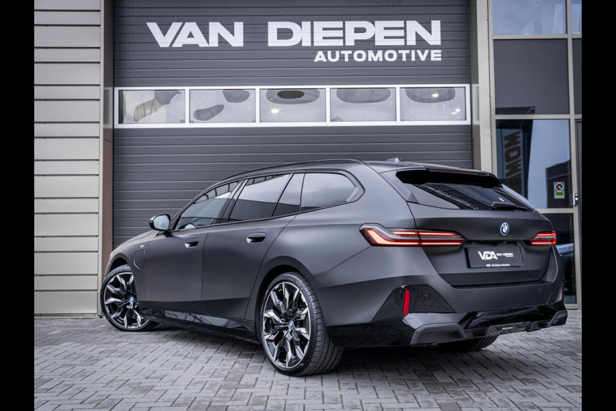BMW 5 Serie Touring 550e xDrive M-Sport l Bowers/wilk l BMW-Garantie l Panorama
