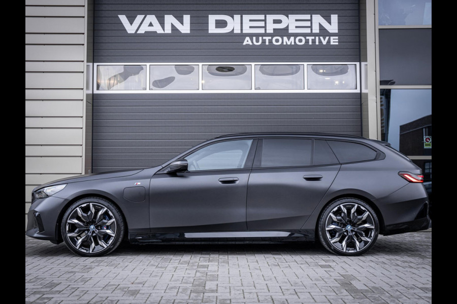BMW 5 Serie Touring 550e xDrive M-Sport l Bowers/wilk l BMW-Garantie l Panorama