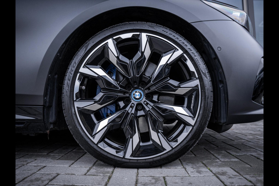 BMW 5 Serie Touring 550e xDrive M-Sport l Bowers/wilk l BMW-Garantie l Panorama