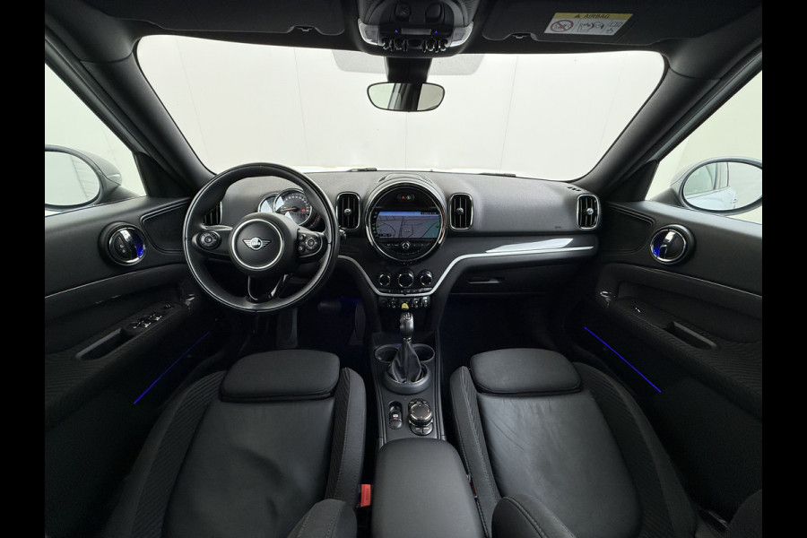 MINI Countryman 224PK Hybrid Automaat Cooper S E ALL4 Chili Camera Navi Bluetooth Ecc Elek.Achterklep Pdc Cruise Control Privacy Glas Lmv 18" Led Isofix Voicecontrol Sportstoelen Comfort Access