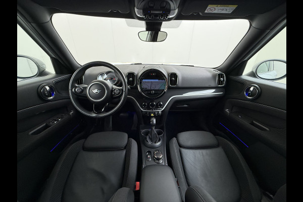 MINI Countryman 224PK Hybrid Automaat Cooper S E ALL4 Chili Camera Navi Bluetooth Ecc Elek.Achterklep Pdc Cruise Control Privacy Glas Lmv 18" Led Isofix Voicecontrol Sportstoelen Comfort Access