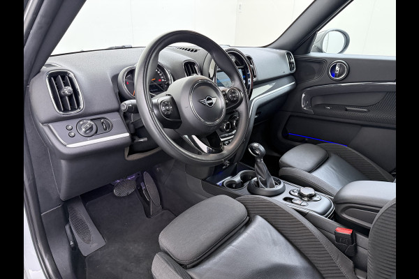 MINI Countryman 224PK Hybrid Automaat Cooper S E ALL4 Chili Camera Navi Bluetooth Ecc Elek.Achterklep Pdc Cruise Control Privacy Glas Lmv 18" Led Isofix Voicecontrol Sportstoelen Comfort Access