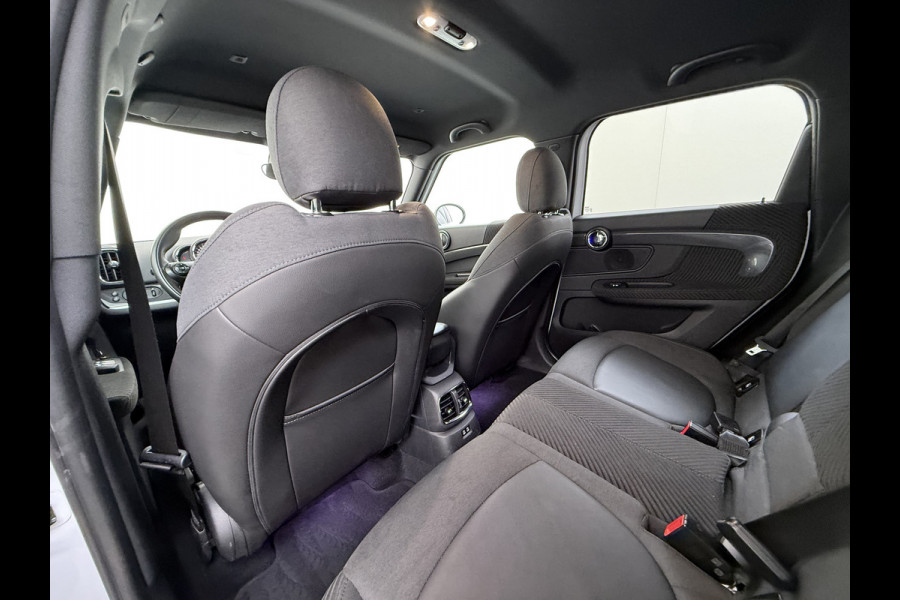MINI Countryman 224PK Hybrid Automaat Cooper S E ALL4 Chili Camera Navi Bluetooth Ecc Elek.Achterklep Pdc Cruise Control Privacy Glas Lmv 18" Led Isofix Voicecontrol Sportstoelen Comfort Access