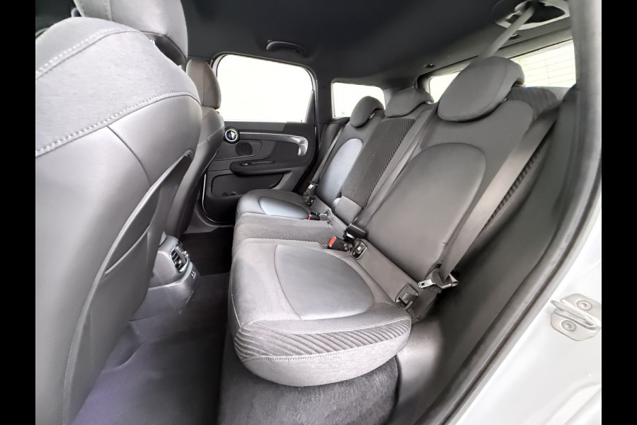 MINI Countryman 224PK Hybrid Automaat Cooper S E ALL4 Chili Camera Navi Bluetooth Ecc Elek.Achterklep Pdc Cruise Control Privacy Glas Lmv 18" Led Isofix Voicecontrol Sportstoelen Comfort Access