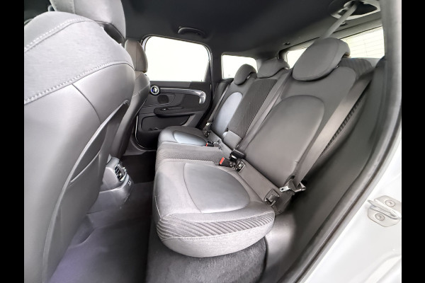 MINI Countryman 224PK Hybrid Automaat Cooper S E ALL4 Chili Camera Navi Bluetooth Ecc Elek.Achterklep Pdc Cruise Control Privacy Glas Lmv 18" Led Isofix Voicecontrol Sportstoelen Comfort Access