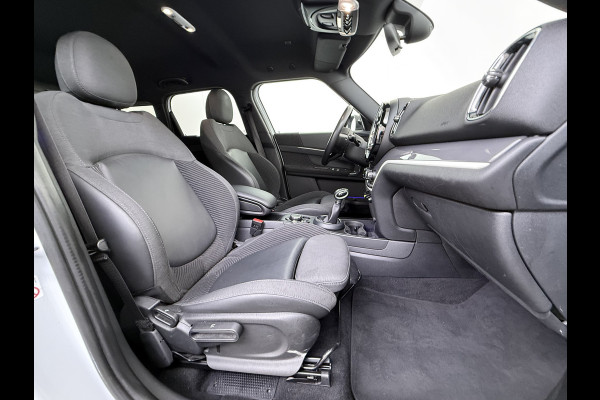 MINI Countryman 224PK Hybrid Automaat Cooper S E ALL4 Chili Camera Navi Bluetooth Ecc Elek.Achterklep Pdc Cruise Control Privacy Glas Lmv 18" Led Isofix Voicecontrol Sportstoelen Comfort Access