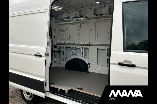 Volkswagen Crafter 35 2.0 TDI L3H3 140PK Automaat ZGAN! Cruise Airco Carplay Camera Trekhaak
