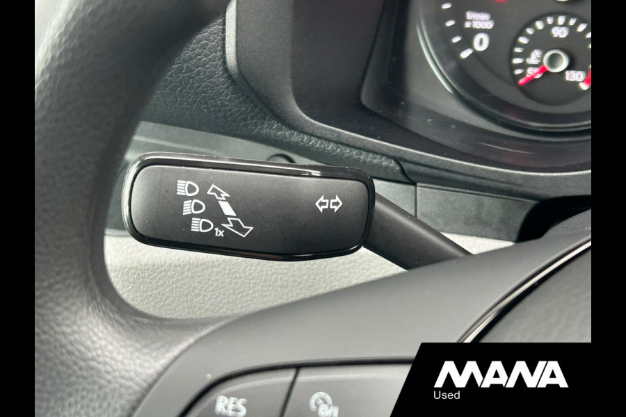 Volkswagen Crafter 35 2.0 TDI L3H3 140PK Automaat ZGAN! Cruise Airco Carplay Camera Trekhaak