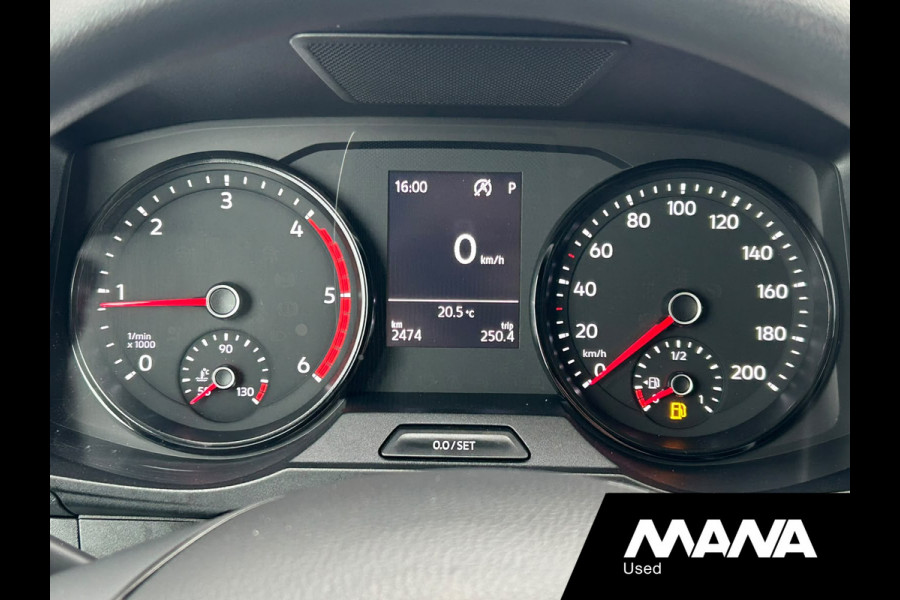 Volkswagen Crafter 35 2.0 TDI L3H3 140PK Automaat ZGAN! Cruise Airco Carplay Camera Trekhaak