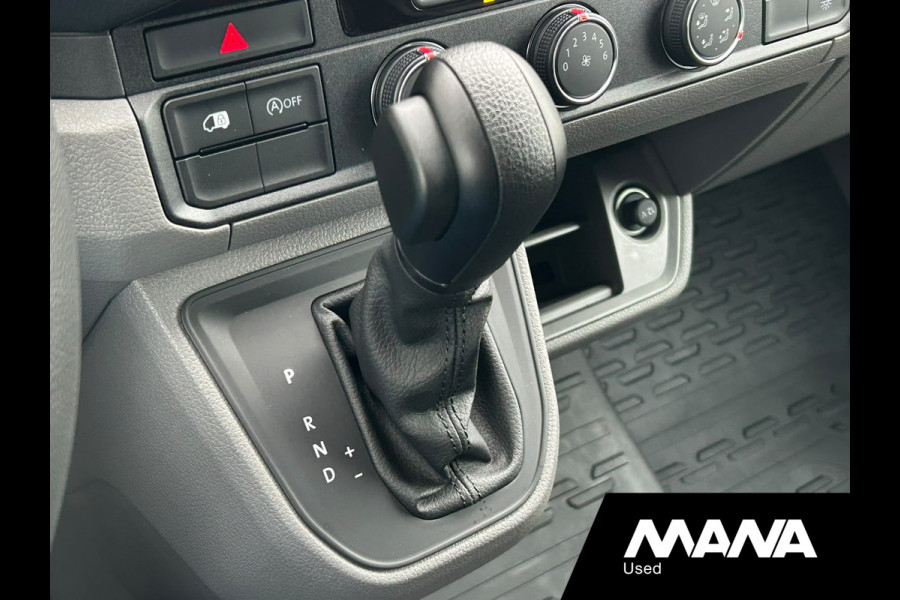 Volkswagen Crafter 35 2.0 TDI L3H3 140PK Automaat ZGAN! Cruise Airco Carplay Camera Trekhaak