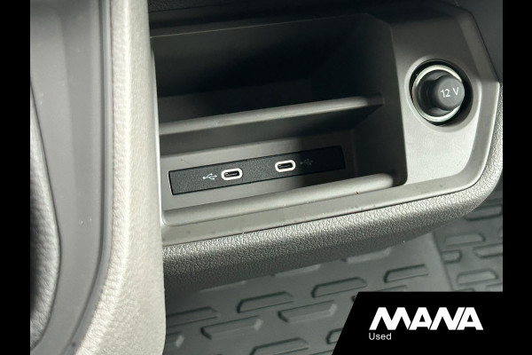 Volkswagen Crafter 35 2.0 TDI L3H3 140PK Automaat ZGAN! Cruise Airco Carplay Camera Trekhaak